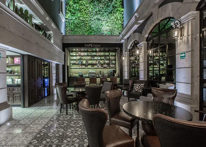 Zocalo Hotel