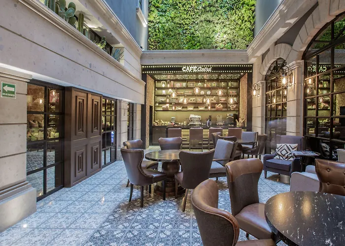 Zocalo Hotel