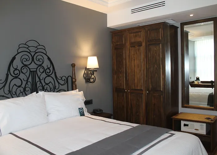 Zocalo Hotel
