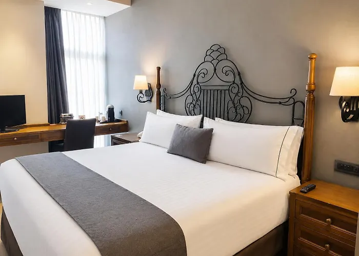 Zocalo Hotel 4*